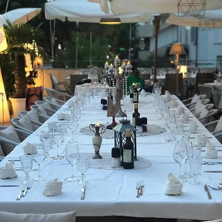 1920 Maison Et Musique فندق تْشيزيناتيكو