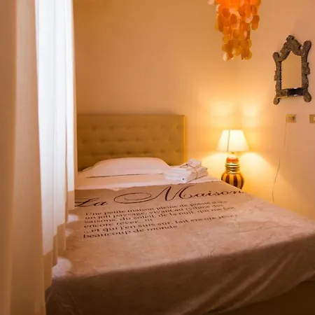 1920 Maison Et Musique Отель